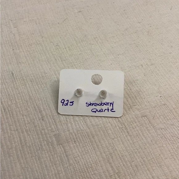 Strawberry Quartz Heart Pendant Necklace and Earring Set - Picture 4 of 5